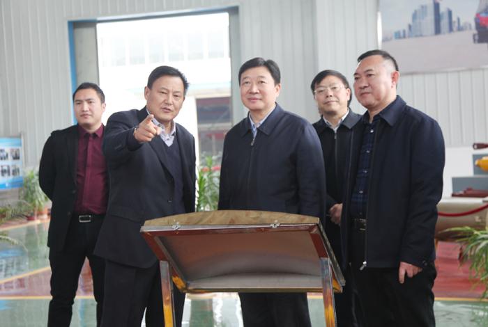 �����L�𲨣�������������(j��ng)��?xi��ng)���������һ���ڮa(ch��n)Ʒչ�d����ί��ӛ���V���������B��˾�a(ch��n)Ʒ���g(sh��)������.jpg